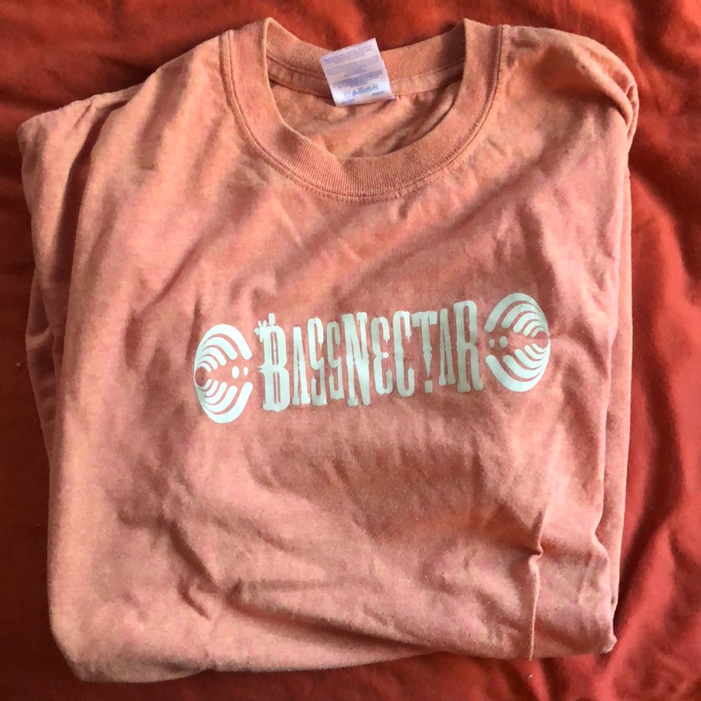 Bassnectar. Glow in the dark shirt